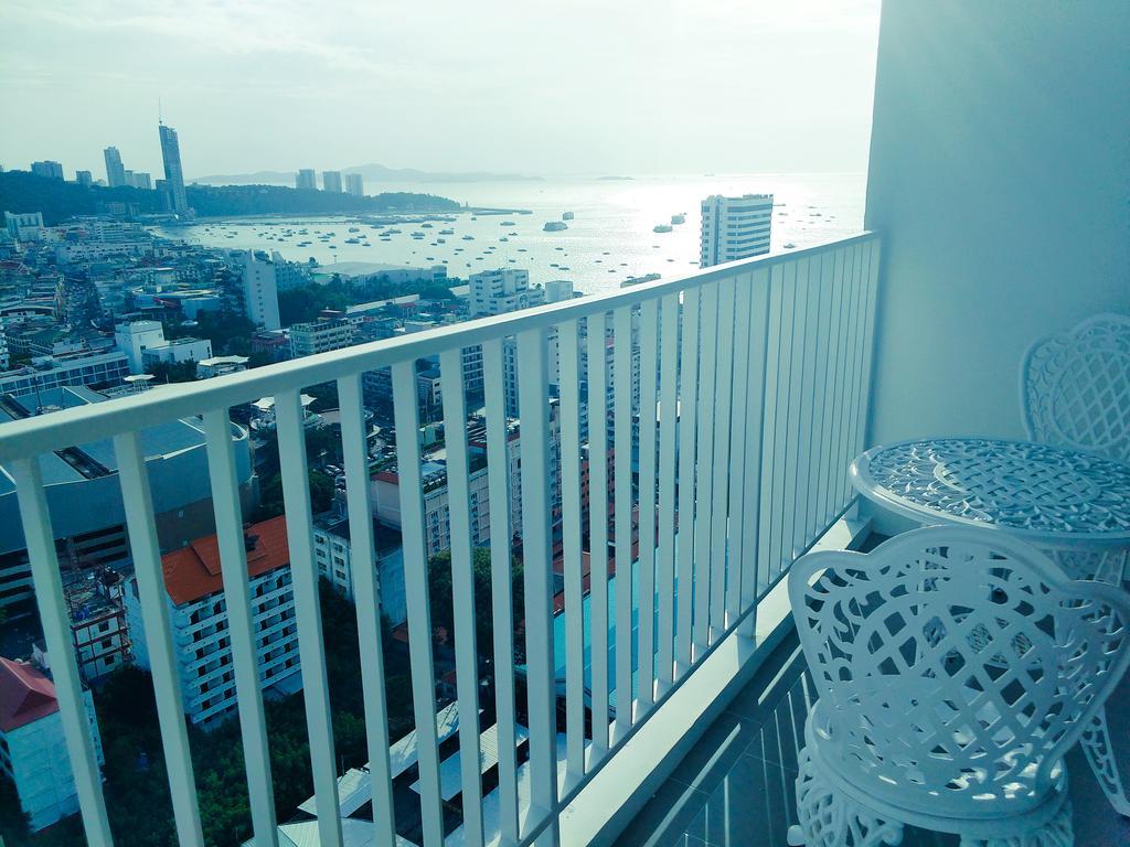 The Base Pattaya 芭提雅基地公寓 Eksteriør bilde